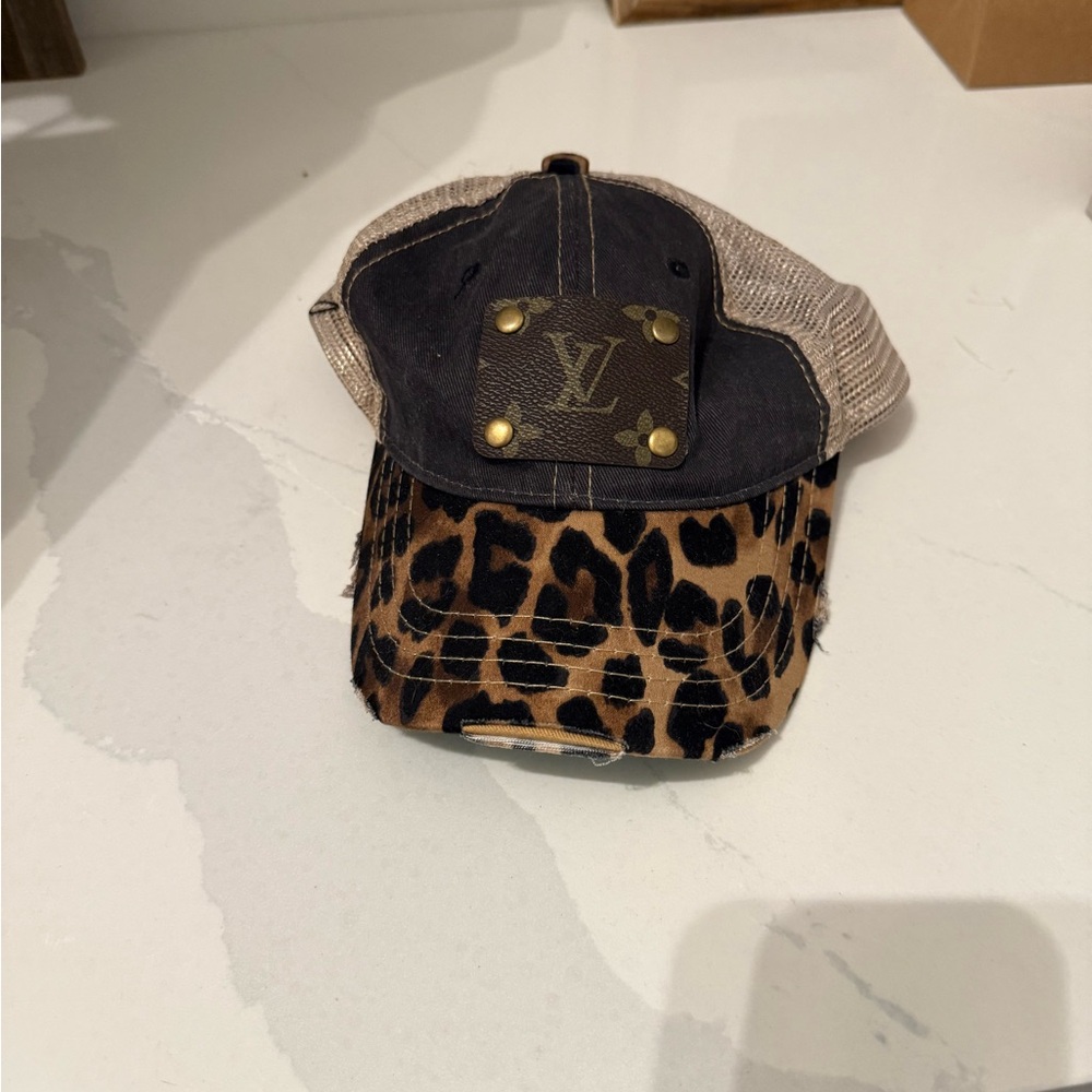 Leopard Print Cap with LV Logo